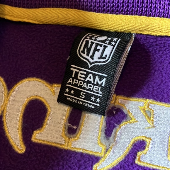 MN Vikings Half Zip Sweatshirt, Size S - Picture 3 of 4